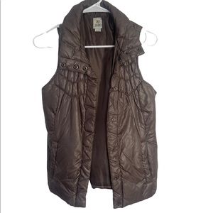 IZOD puffer vest early 2000s